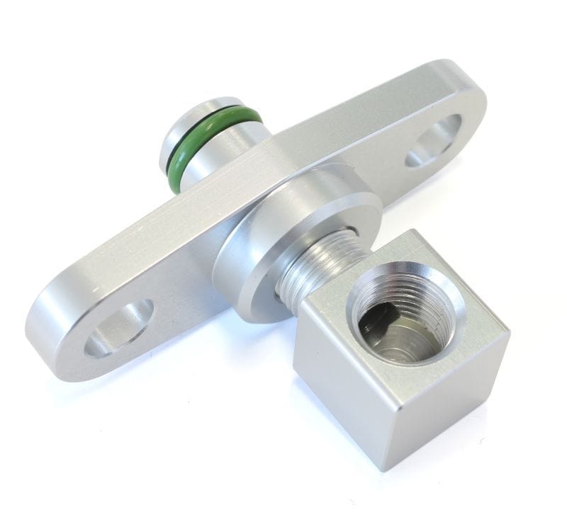 Aeroflow Performance Aeroflow Silver Fuel Rail Adapter AF64-2068
Suit Mitsubishi EVO 10 with 40mm Centres SR