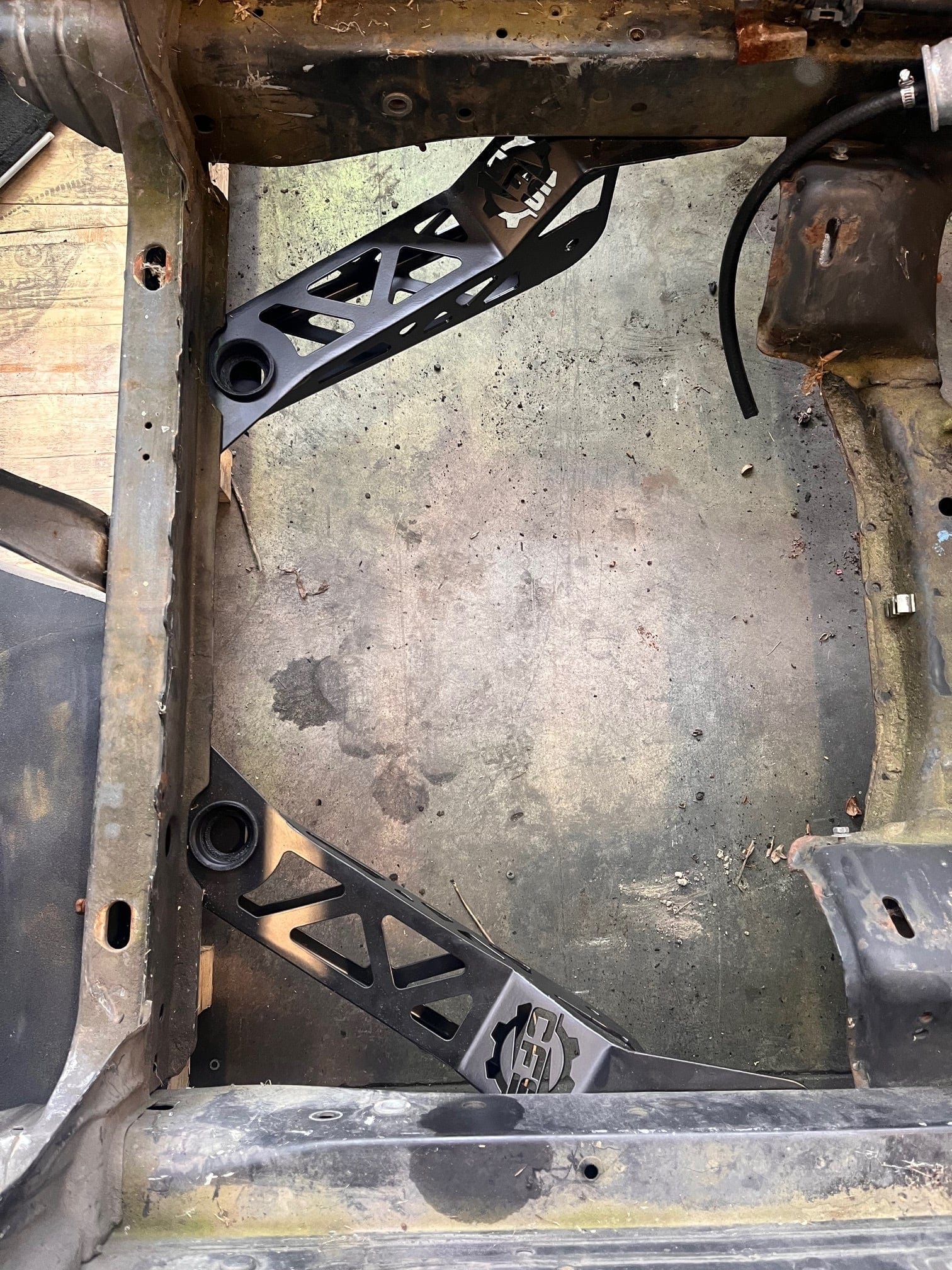 Central Fab Solutions R33 Front Castor(Tension) Brackets SR