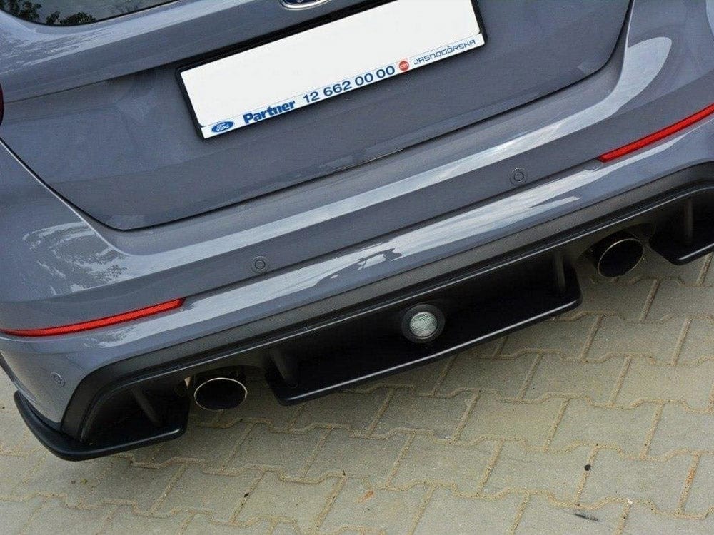 Maxton Design Carbon Look / No Central Rear Splitter Ford Focus 3 RS Maxton Design SR