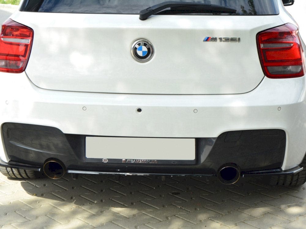 Maxton Design Carbon Look / No Central Rear Splitter (Vertical Bars) BMW 1 F20 / F21 Maxton Design SR