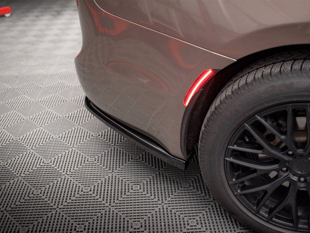 Maxton Design Central Rear Splitter (Vertical Bars) Chrysler Pacifica Mk2 Maxton Design SR