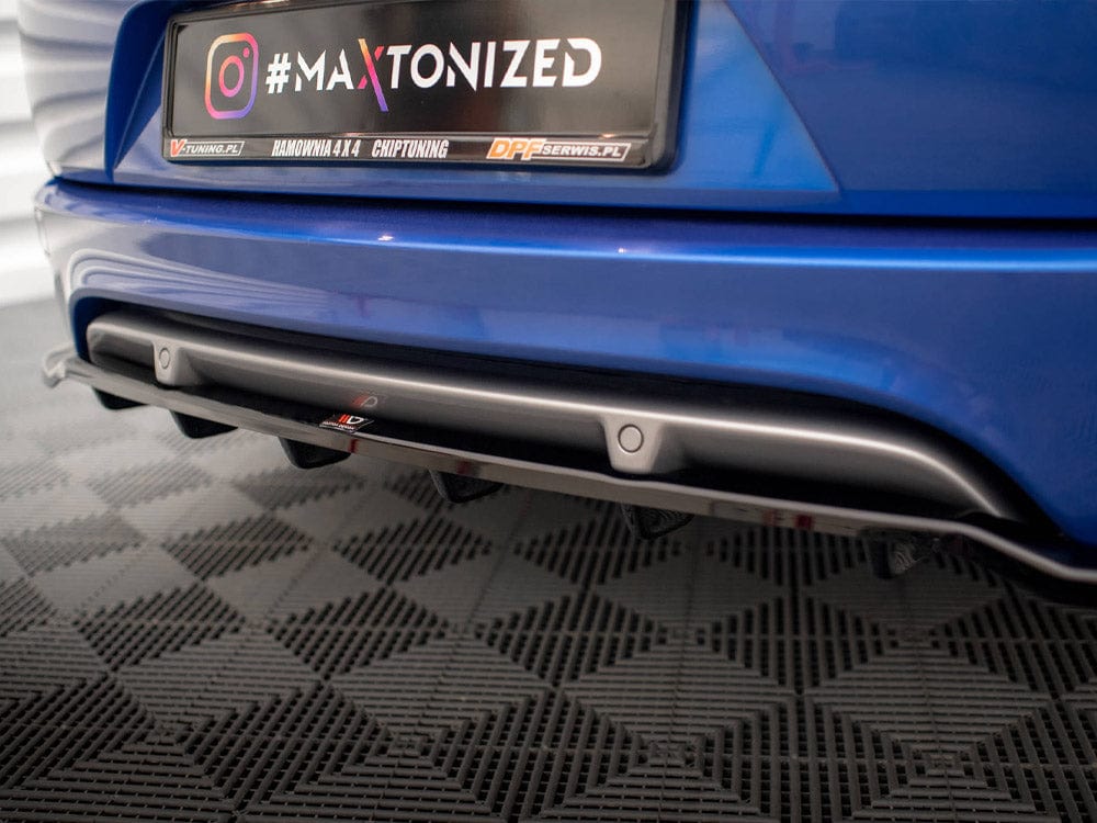 Maxton Design Central Rear Splitter (Vertical Bars) Renault Megane GT Line Grandtour Mk3 Facelift Maxton Design SR