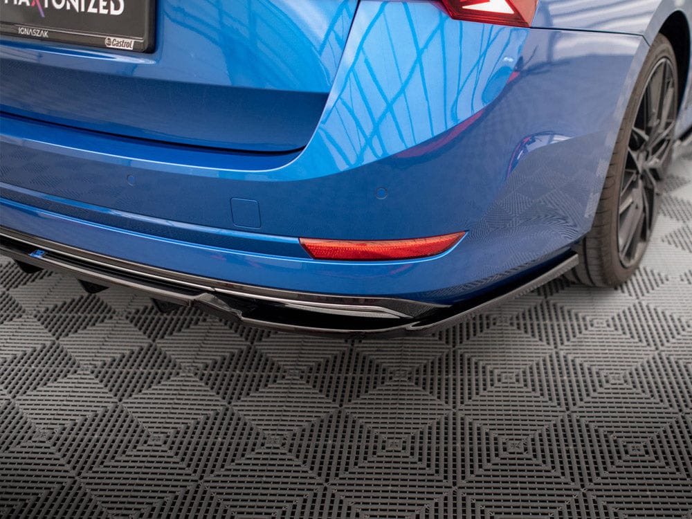 Maxton Design Central Rear Splitter (Vertical Bars) Skoda Octavia Sportline Mk4 Maxton Design SR