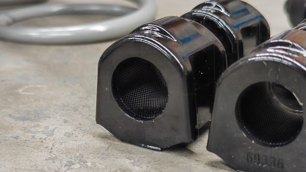 Whiteline 120 x 60 x 20 cm Front and Rear Grip Series Kit to Suit Subaru WRX VB, VN SR