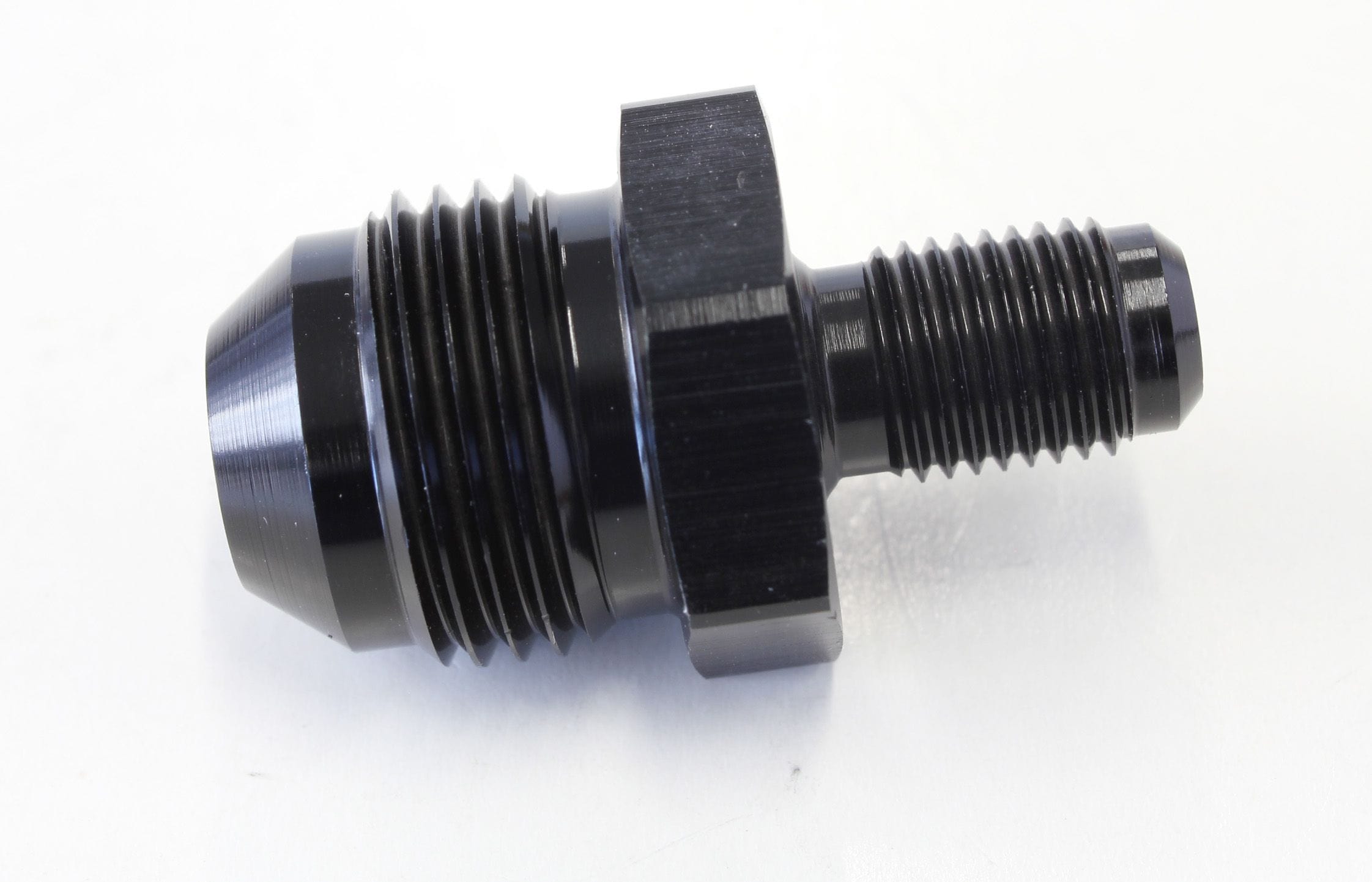 Aeroflow Performance Black Finish Aeroflow Inverted Seat Adapter 3/8"-24 to -8AN AF707-08BLK SR