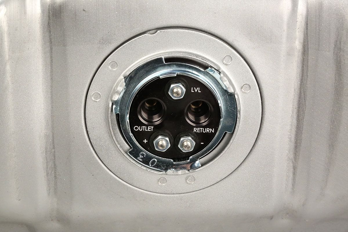 AEROMOTIVE Suit 1969-70 Ford Mustang Aeromotive Stealth 200 Gen 2 Fuel Tank ARO18147 SR