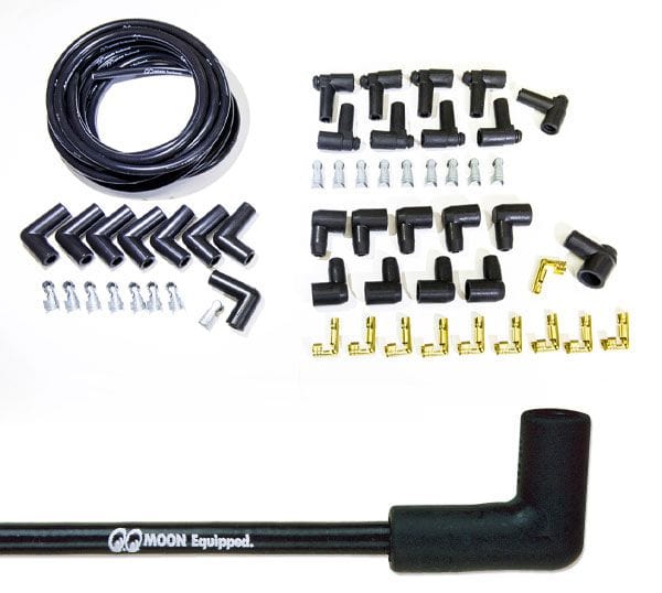 MOONEYES 90° Spark Plug With STD Or HEI Distributor Ends Mooneyes Black Universal Lead Set MNMQTA2442 SR