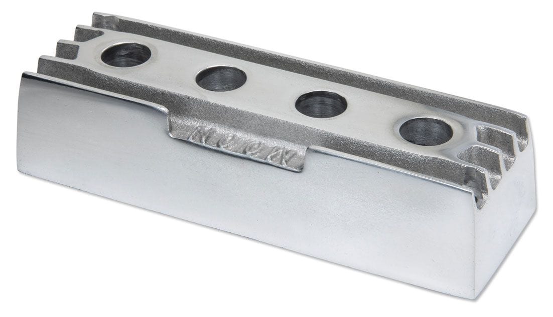 MOONEYES Finned Cast Aluminium 4 Port Outlet Mooneyes Fuel Block MNMP1012 SR