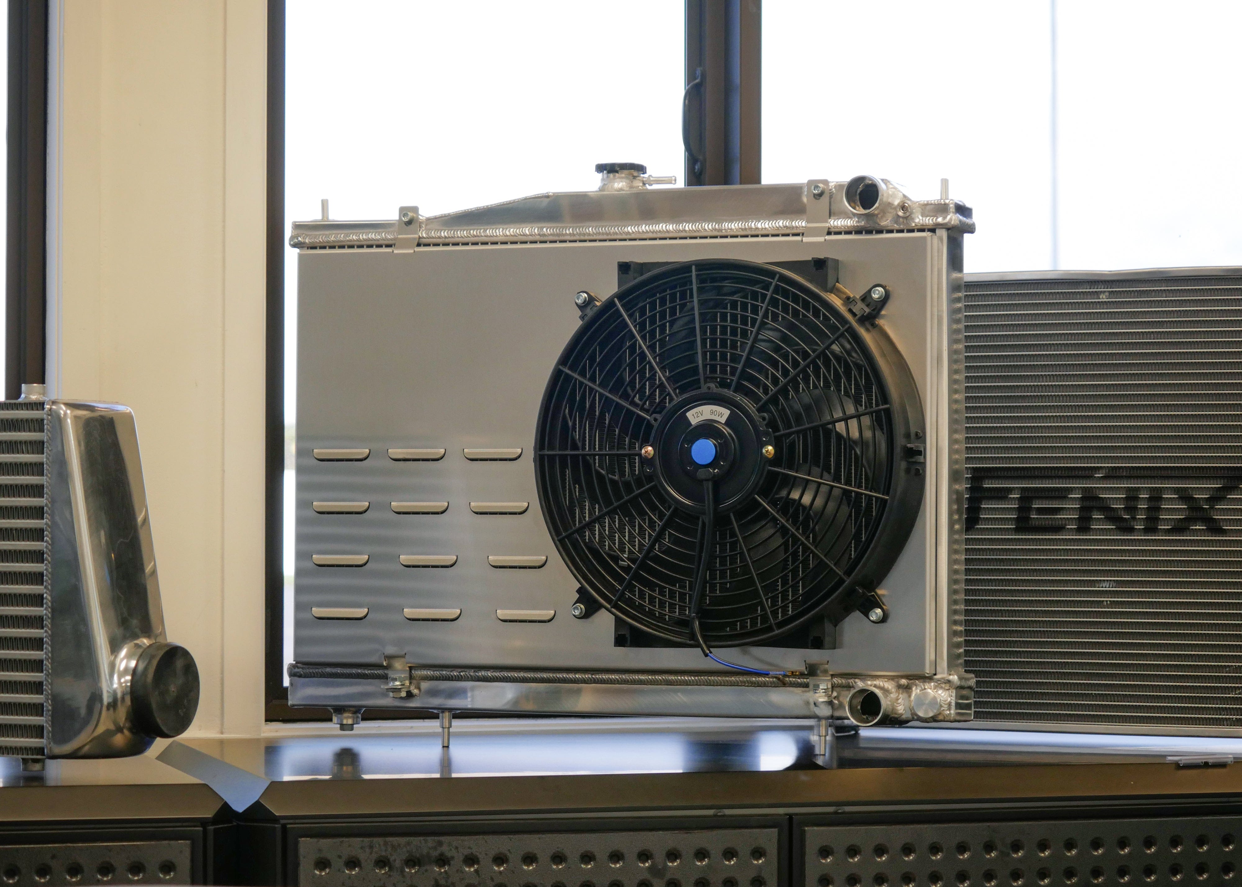 Fenix Cooling Performance Radiator Street Series [42mm] / Polished / With Nissan Skyline R33 RB20, RB25 & RB26 1993-1998 SR