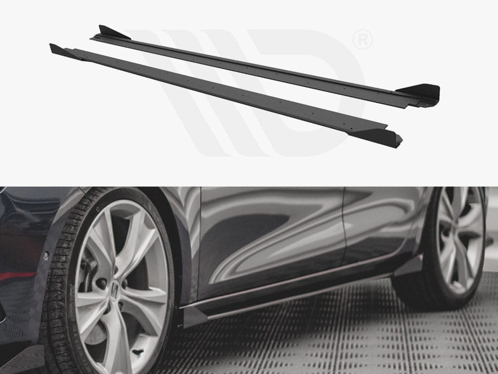 Maxton Design Black + Gloss Flaps Street PRO Side Skirts Diffusers (+flaps) Seat Leon FR MK4 2020- Maxton Design SR