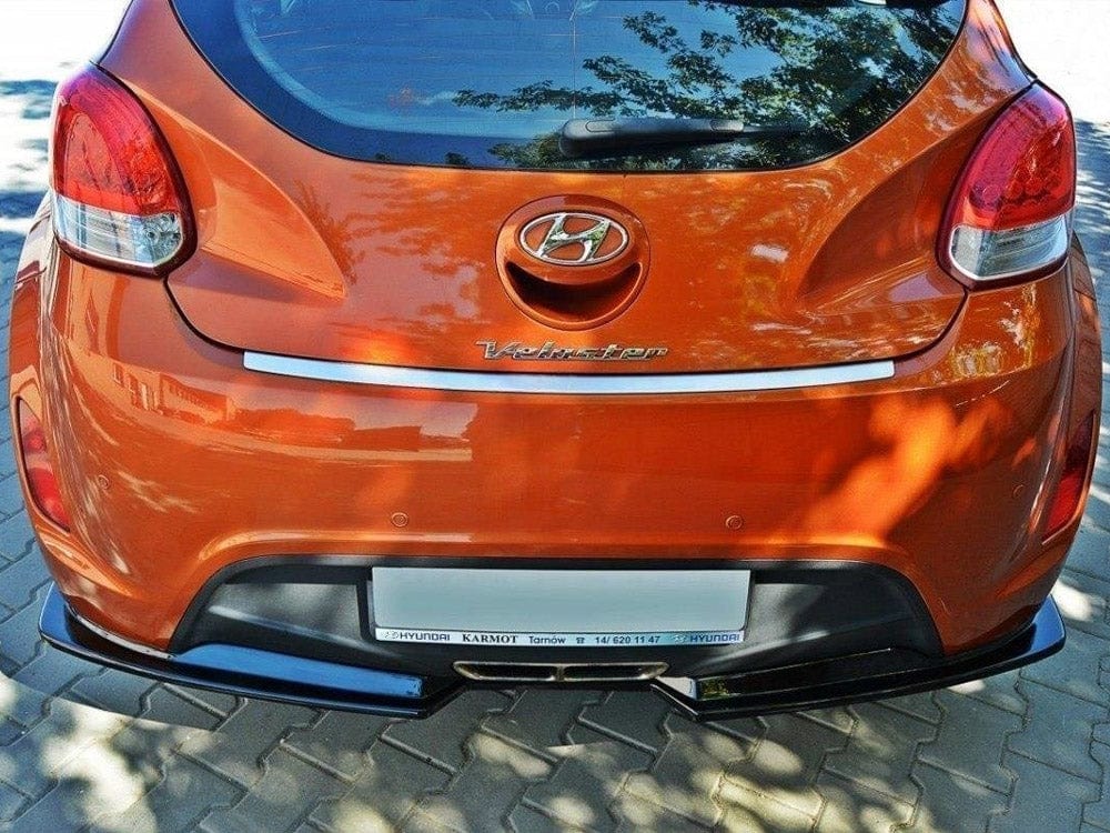 Maxton Design Carbon Look / White Rear Splitter Hyundai Veloster Maxton Design SR