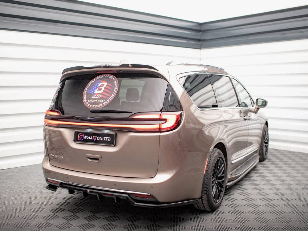 Maxton Design Central Rear Splitter (Vertical Bars) Chrysler Pacifica Mk2 Maxton Design SR