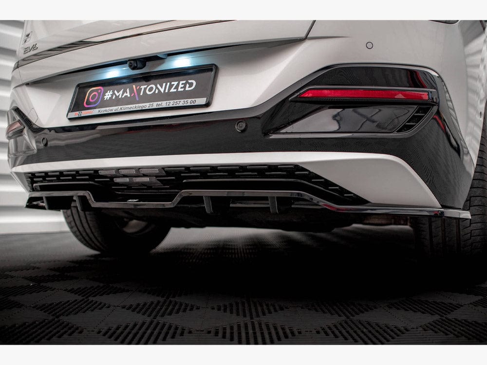 Maxton Design Central Rear Splitter (Vertical Bars) Kia EV6 GT-Line Mk1 Maxton Design SR