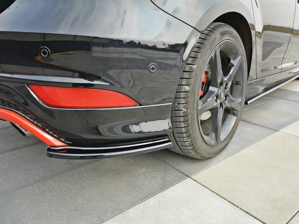 Maxton Design Gloss Black / White Rear Side Splitters Ford Focus MK3 St-line (Facelift) 2015-2018 Maxton Design SR