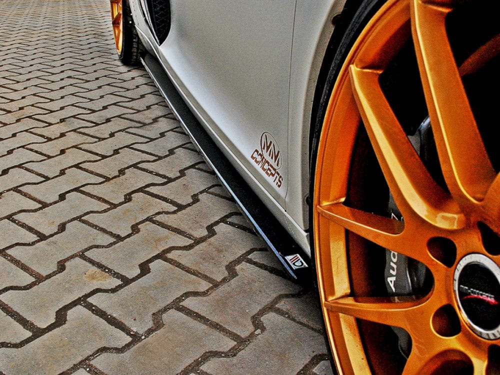 Maxton Design Gloss Black / Yellow Side Skirts Diffusers Audi R8 2006 - 2015 Maxton Design SR