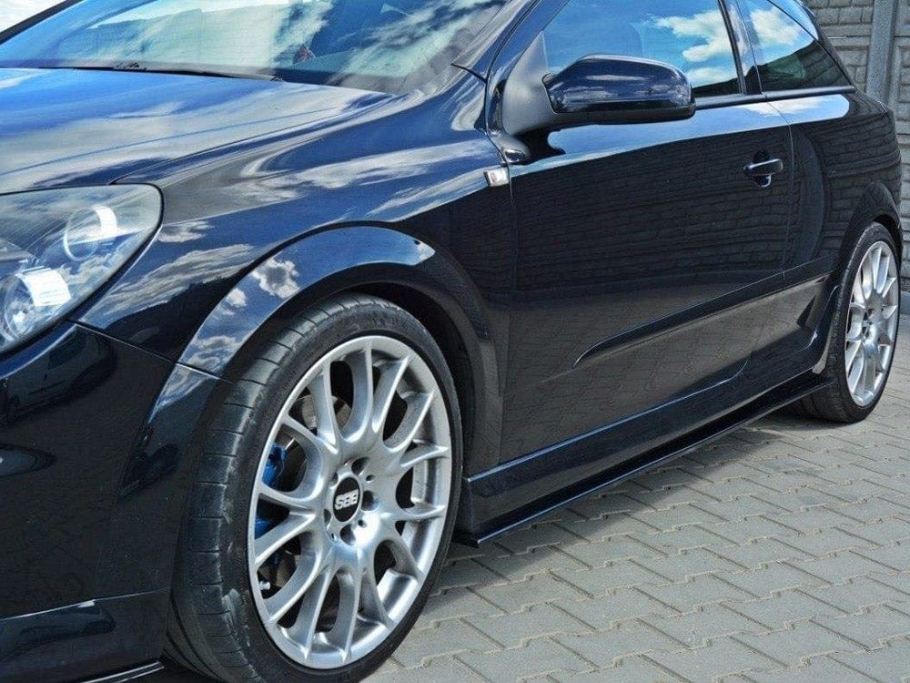 Maxton Design Gloss Black / Yellow Side Skirts Diffusers Opel Astra H (For OPC / VXR) Maxton Design SR