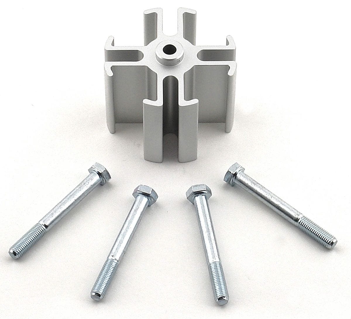 MRG The kit includes spacer, washer and bolts. Mr Gasket Mr Gasket Universal 2" Fan Spacer Kit MG2393 SR